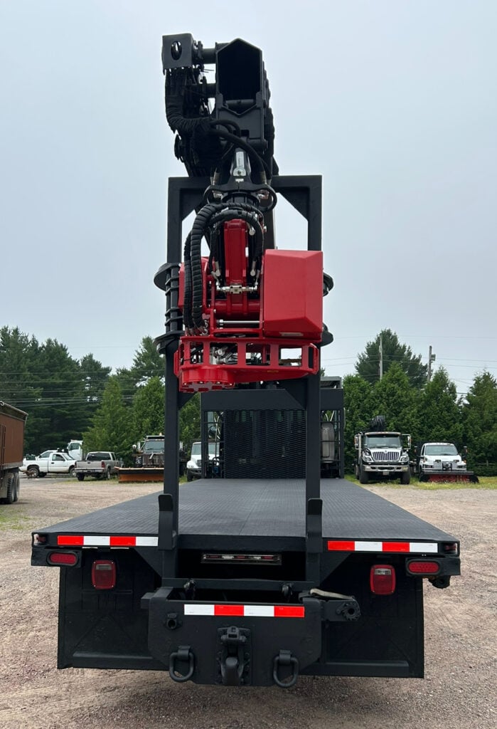 2006 Sterling - 77' Cormach Grapplesaw Truck